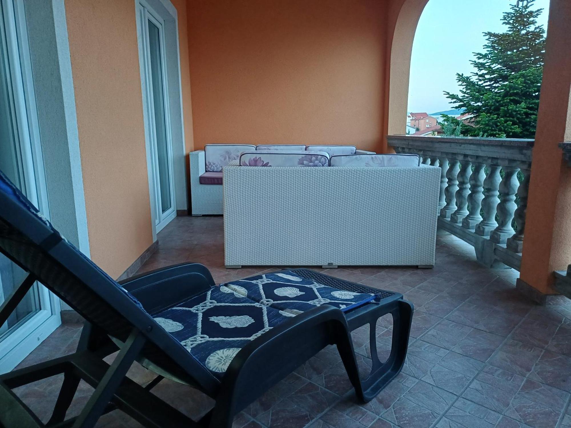 Apartmani Bulajic Krk Town Zewnętrze zdjęcie